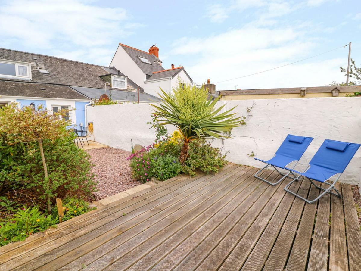 Villa Llety à Fishguard Extérieur photo